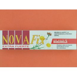 NOVAFIX EXTRA FUERTE ACEITE DE MANZANILLA ADHESIVO PROTESIS DENTAL 50 G